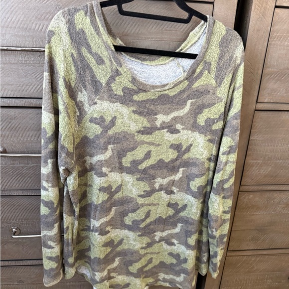 American Age Green and Gray Soft Top - Picture 1 of 3